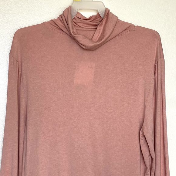 Divided H&M Womens Turtleneck Blouse Top Size Medium Pink Long Sleeve Stretch - Picture 4 of 11
